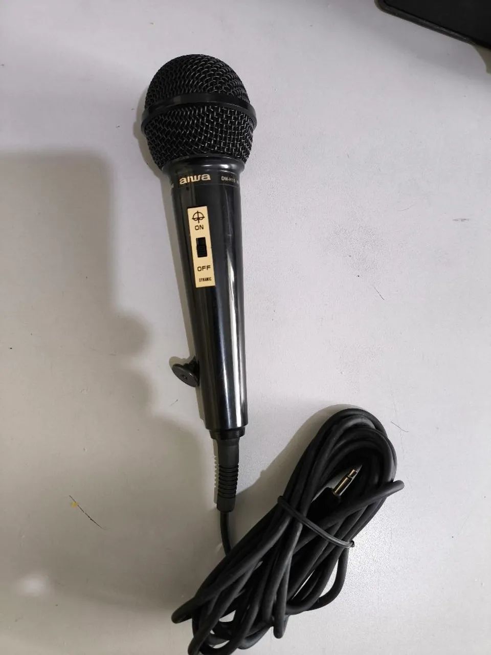 Microfone Aiwa DM-H15 - Dinâmico com Fio