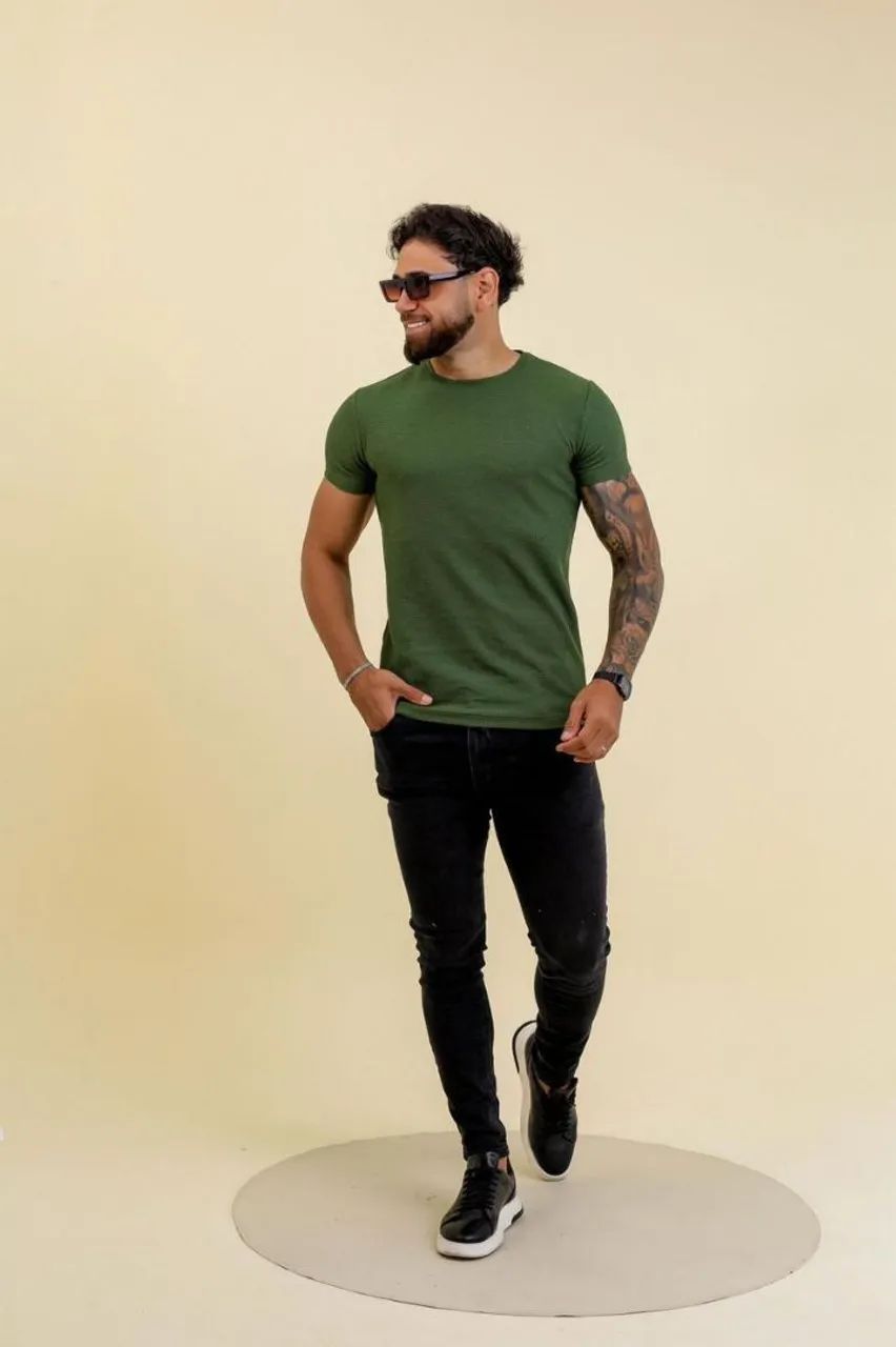 T-shirt Básica Tricô ? ? ? ? ? ? ? ?  - Foto 4