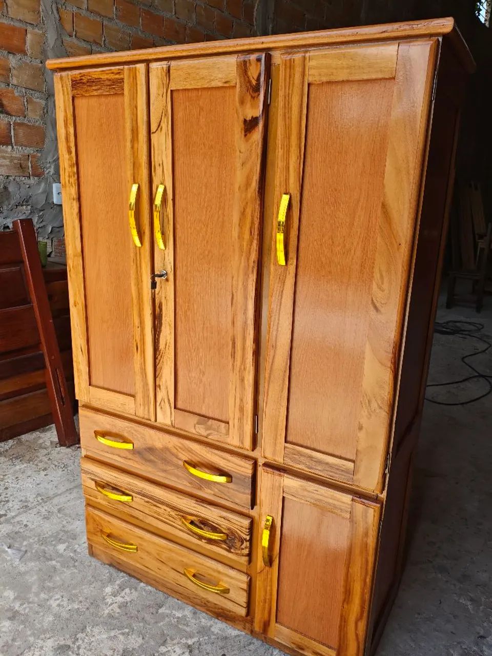 Guarda roupa de madeira frete grátis. - Foto 3