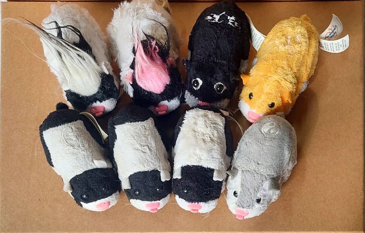 brinquedo - hamsters Zhu Zhu Pets (usados)