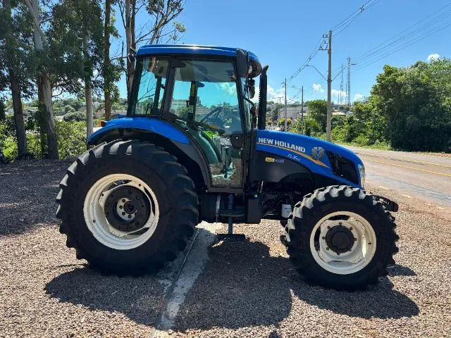 TRATOR USADO MARCA NEW HOLLAND, MODELO TL 5.80 - Foto 3