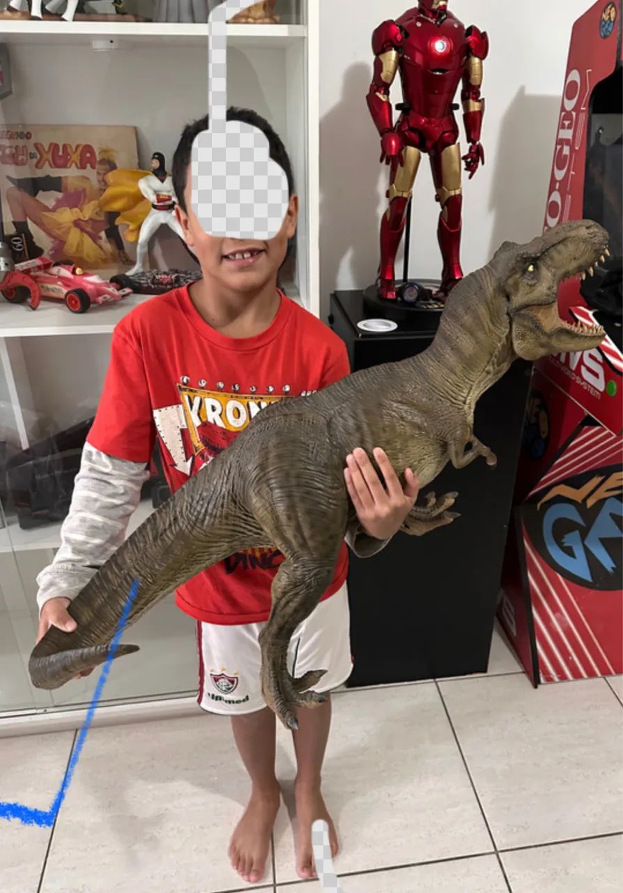 Estátua T-Rex Iton Studios - peça gigante. Pegar em mãos é melhor 