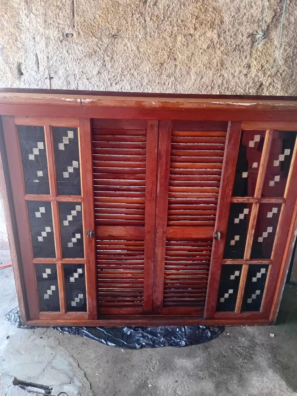 Janela colonial 1,40x1,20 