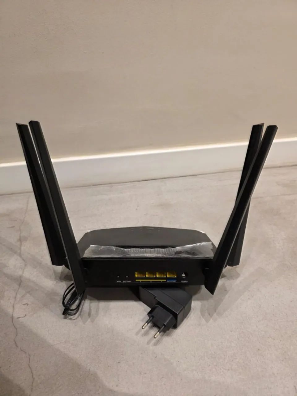 Roteador Wi-fi de alto desempenho Preto - Intelbrás - Foto 3