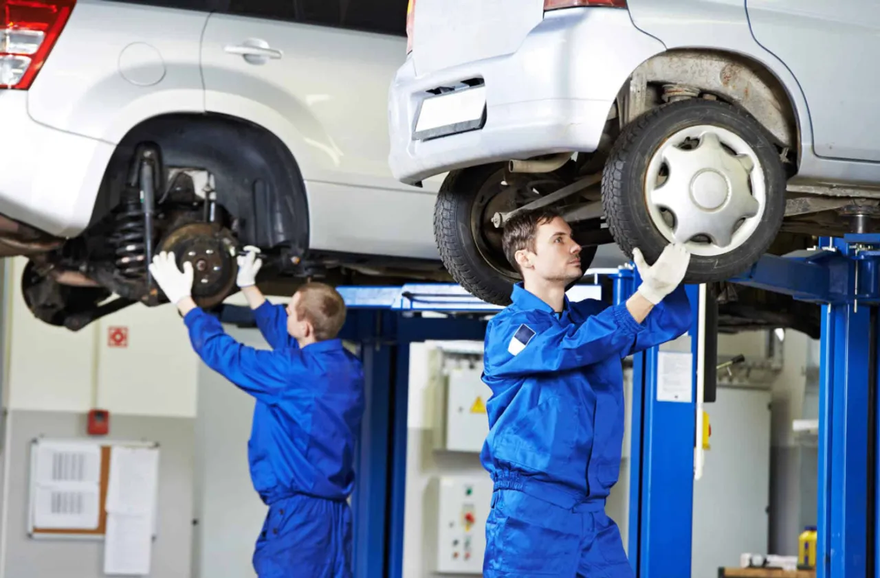 MECANICO de Automóveis