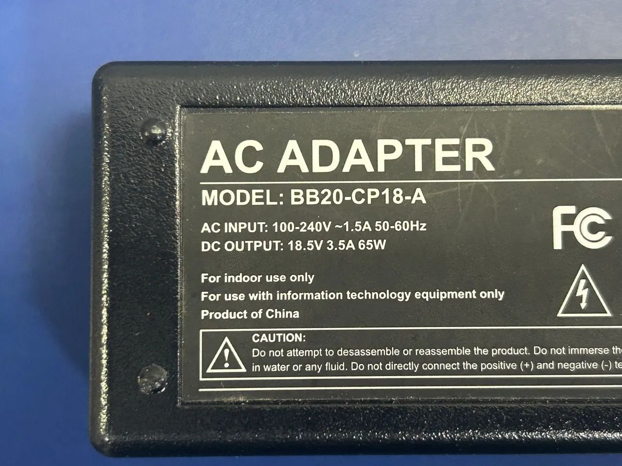 Carregador para notebook HP 18.5V 3.5A - Foto 2