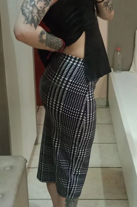 Saia midi xadrez preta e branca, P - Foto 3