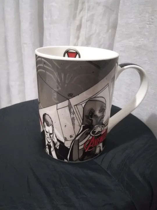 Caneca Marvel de cerâmica Viúva Negra (NOVA) - Foto 3