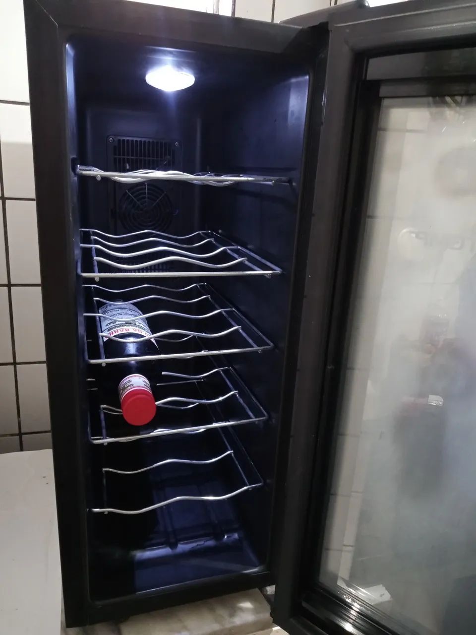 Adega Climatizada Brastemp para 12 garrafas de vinhos. - Foto 2
