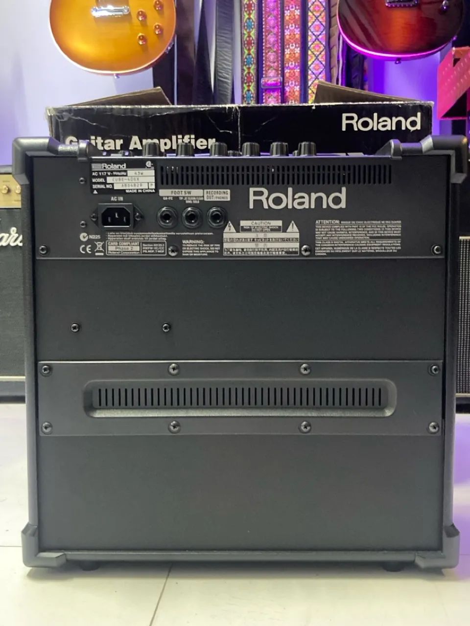 Amplificador Roland Cube-40GX Guitarra - Foto 4