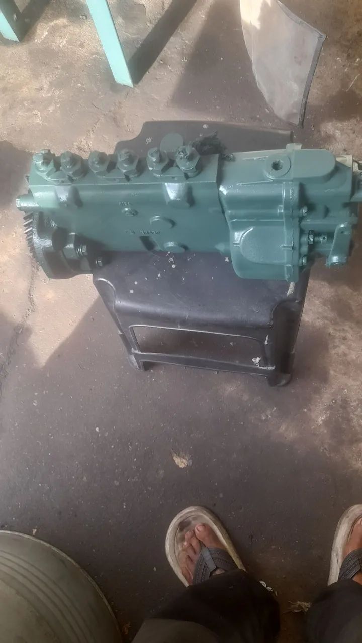  Vendo  bomba  injetora - Foto 5