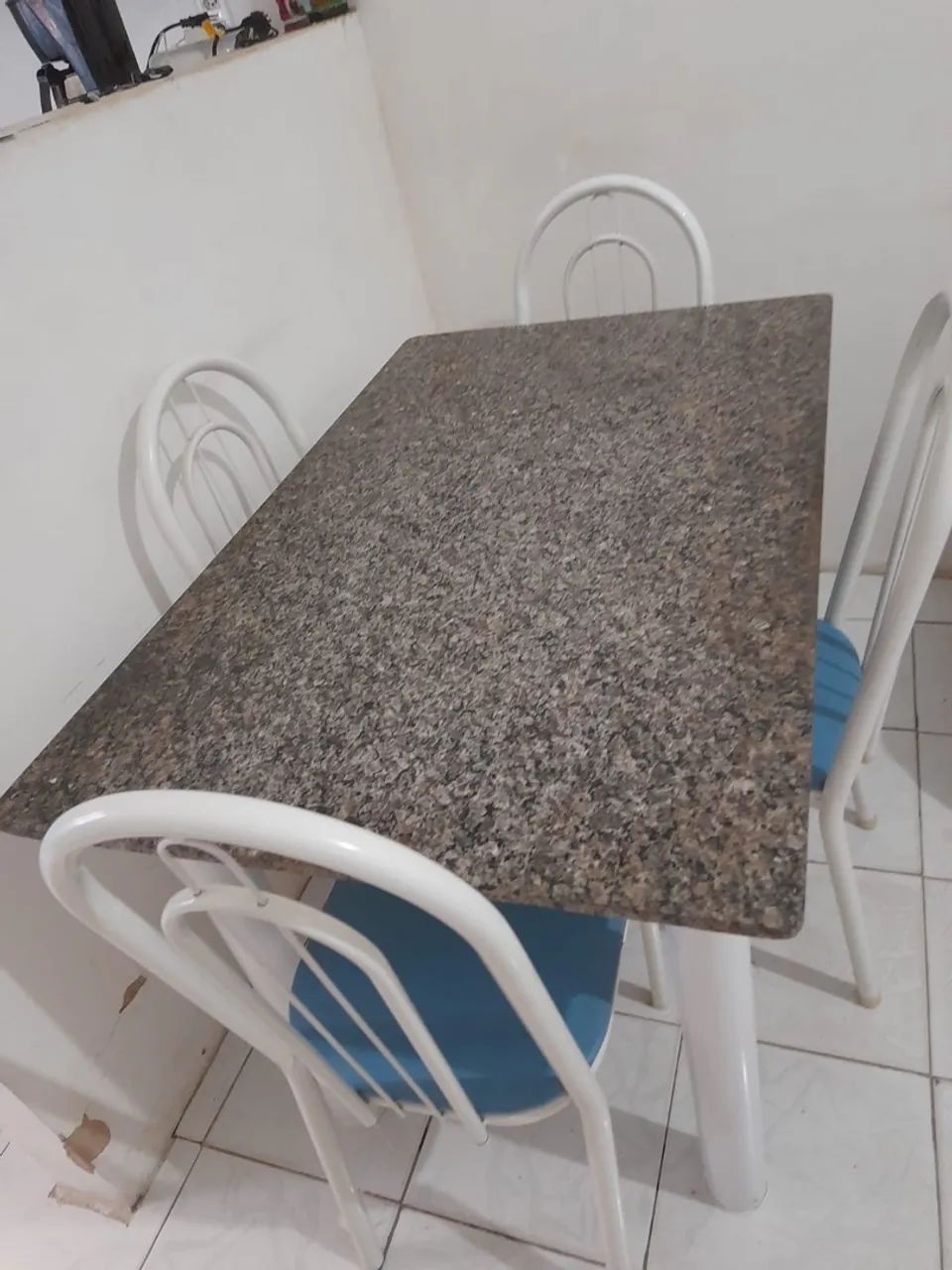 Mesa c/ 4 Cadeiras