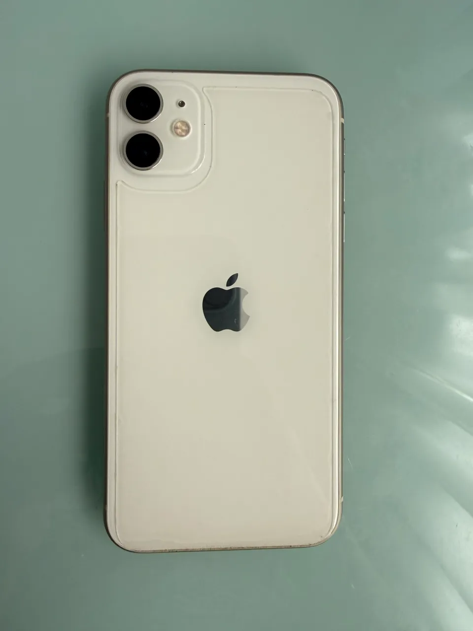 IPHONE 11 64G BRANCO OU PRETO - Celulares e Smartphones - Centro