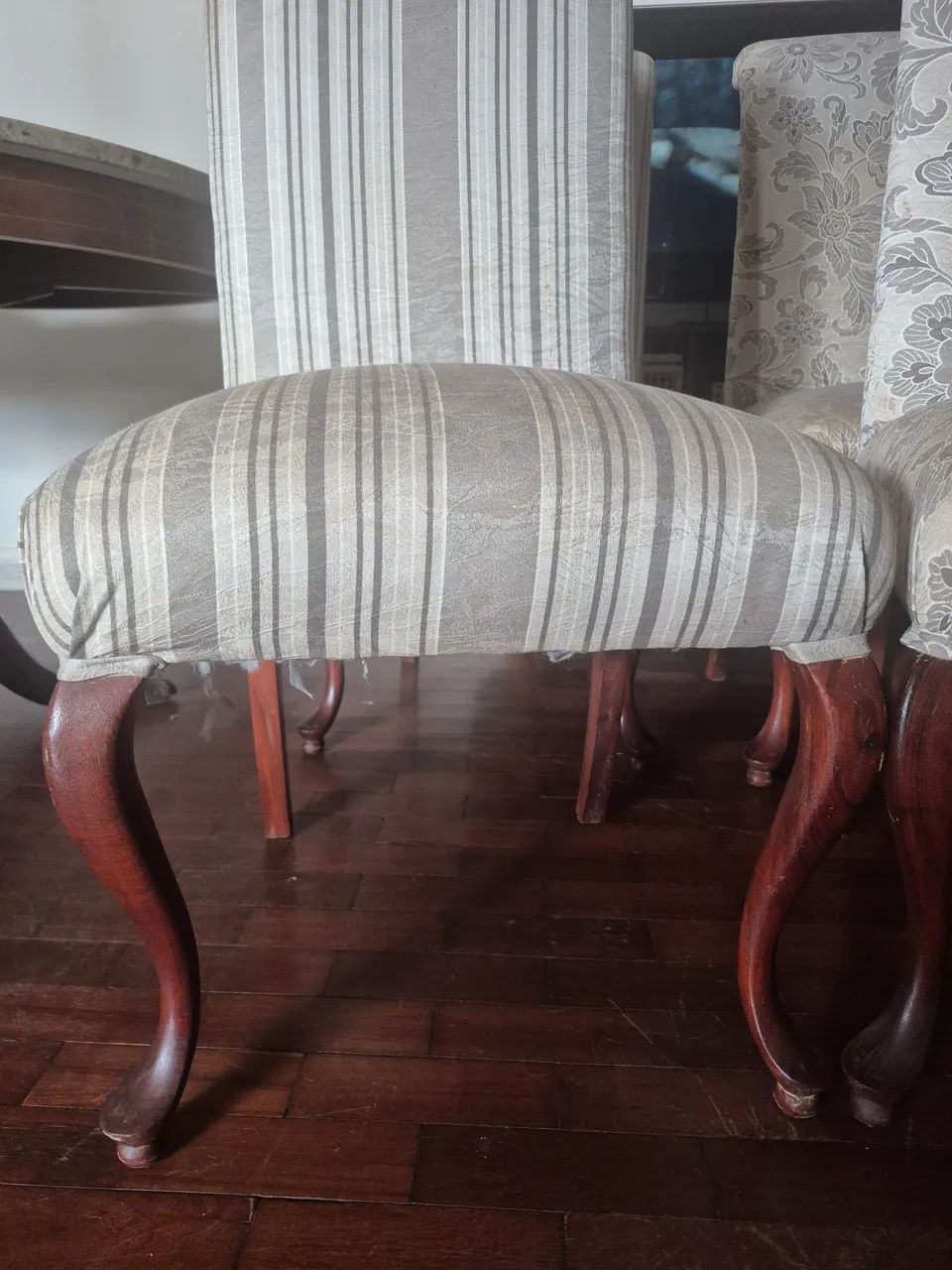 Conjunto cadeiras madeira maciça - Foto 3