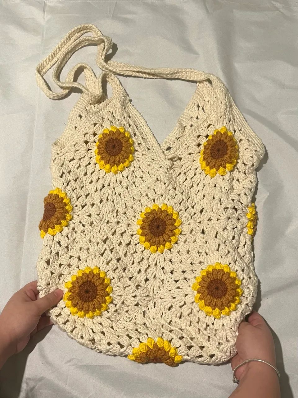 Bolsa de crochê com girassóis - Foto 2