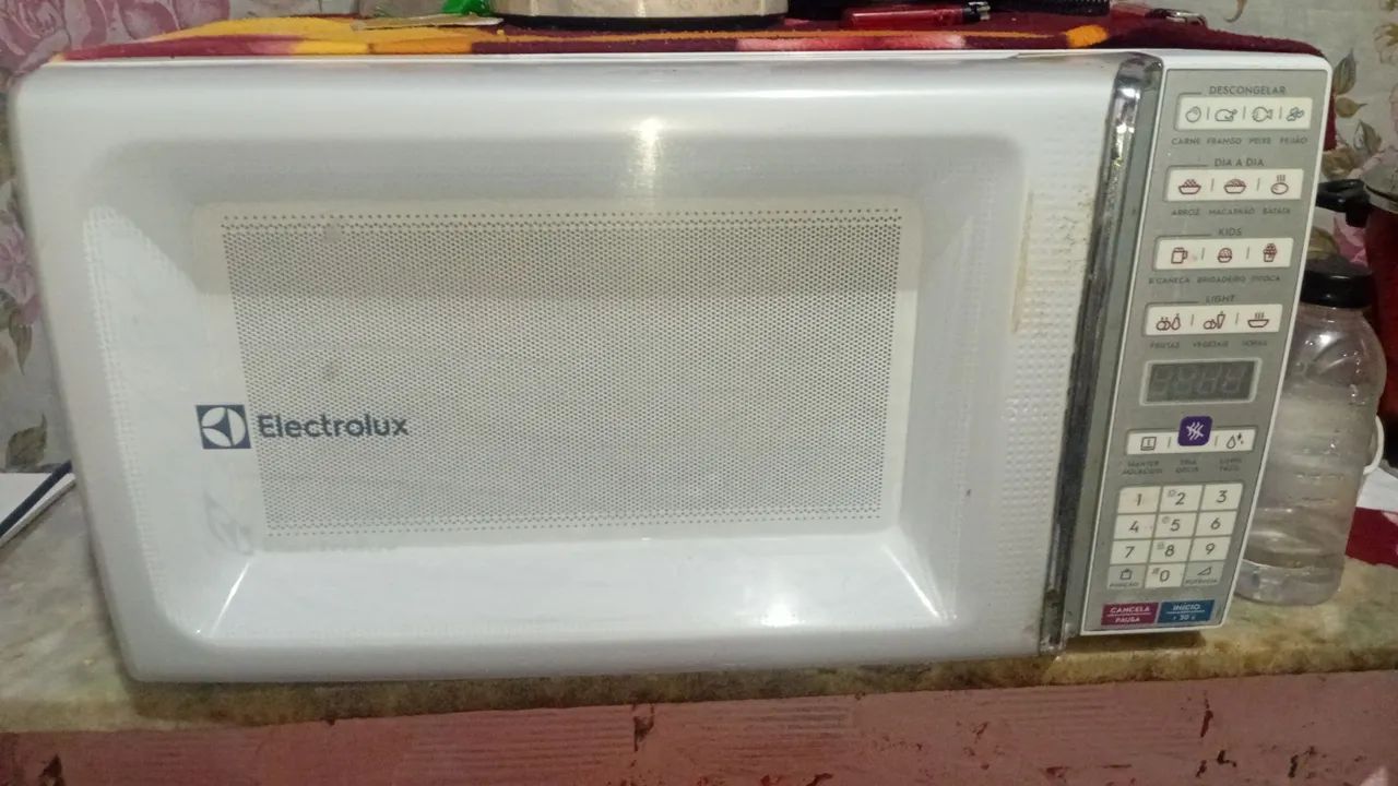 Estou Vendendo um Microondas todo bom