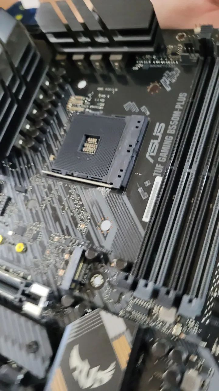 Asus b550 m plus - Foto 3