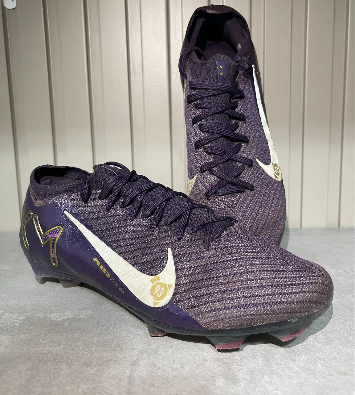 Chuteira Nike elite