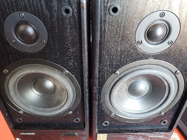 Caixas de Som Microlab Solo 5c