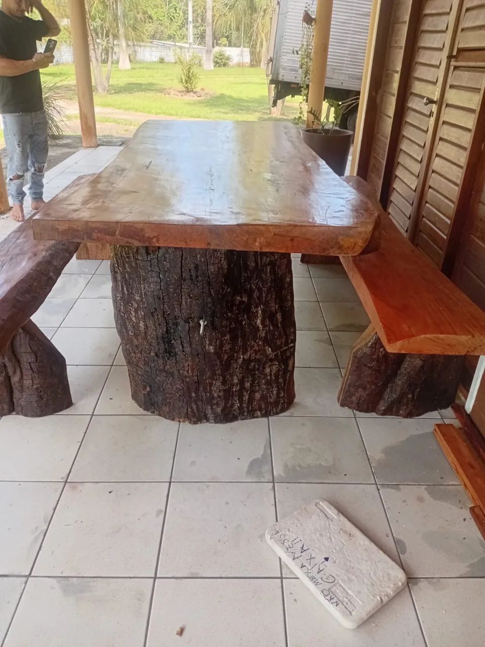 Mesa de mogno nova  - Foto 2