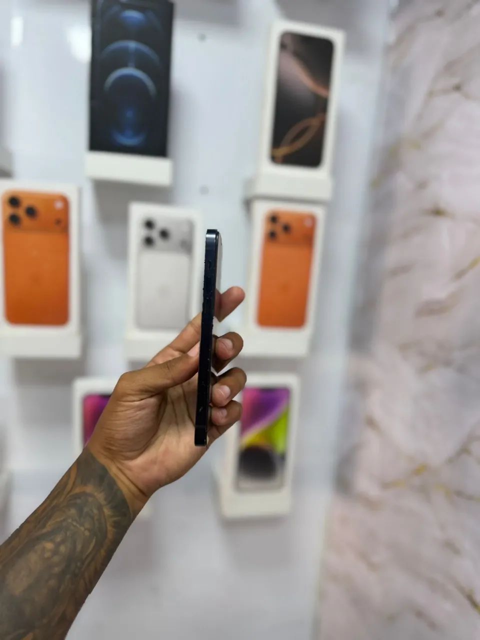 IPHONE 12 64 GB TELA NOVA  - Foto 3