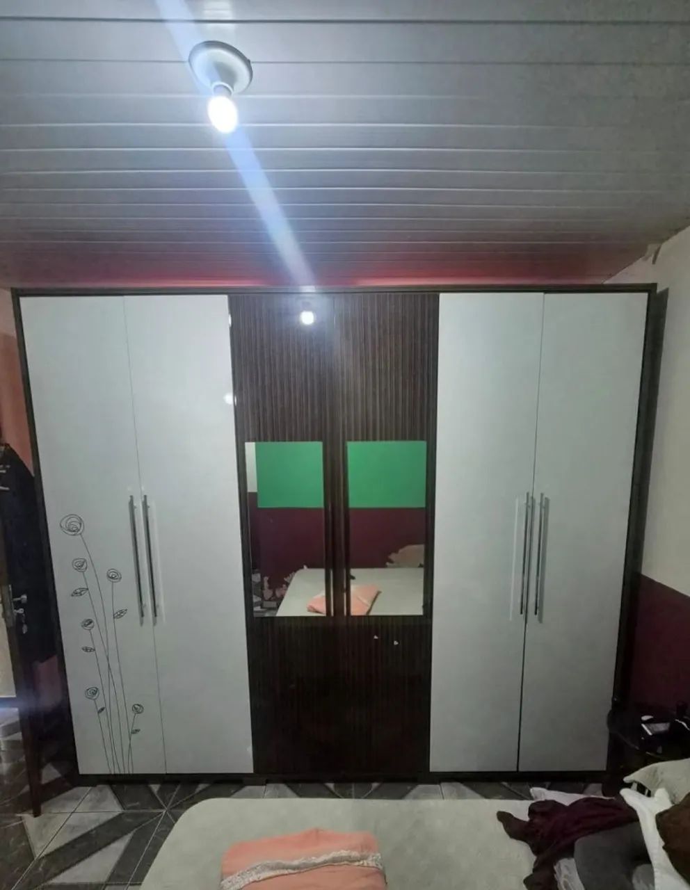 Guarda Roupa