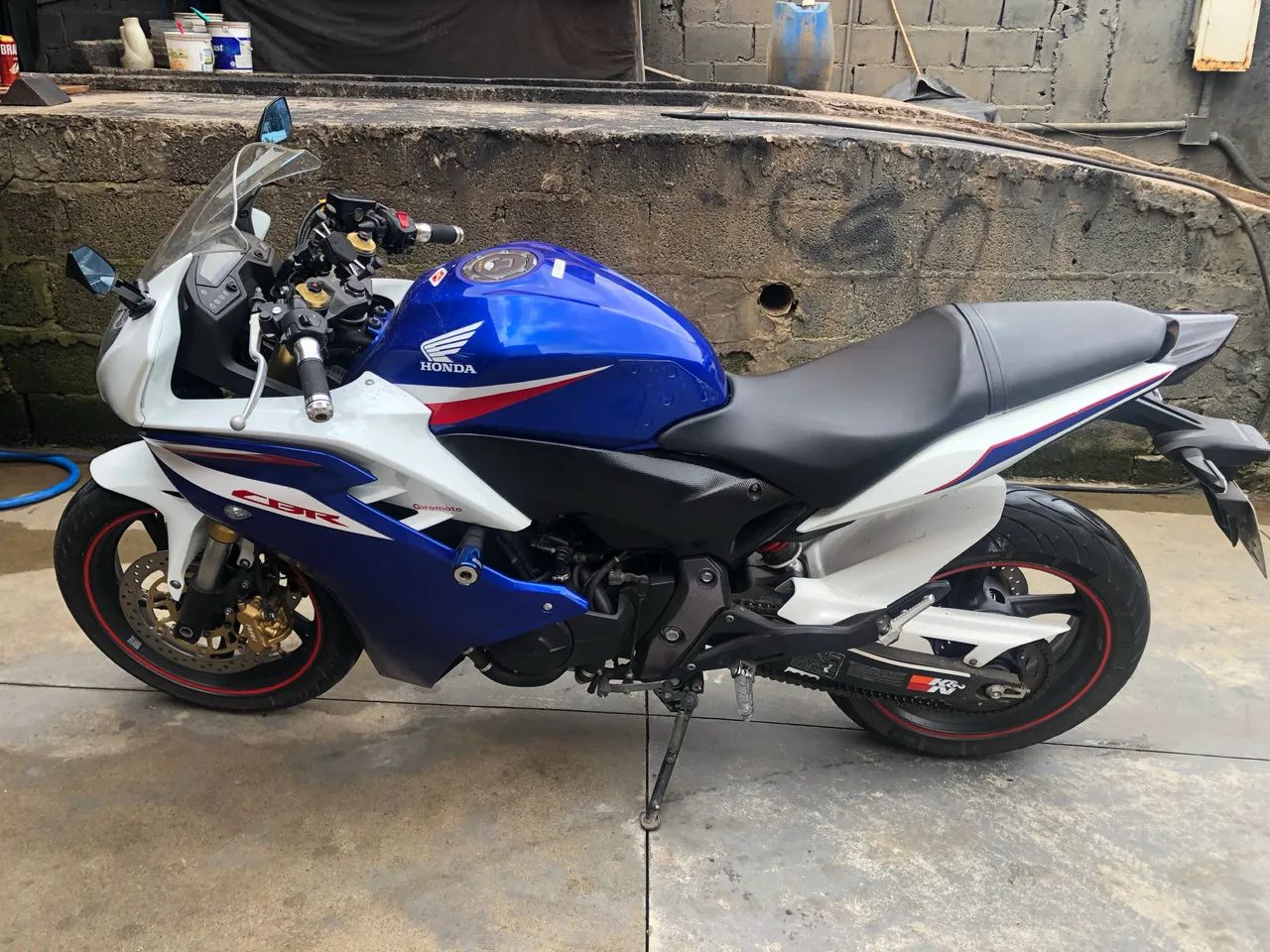 Moto super nova e customizada  - Foto 3