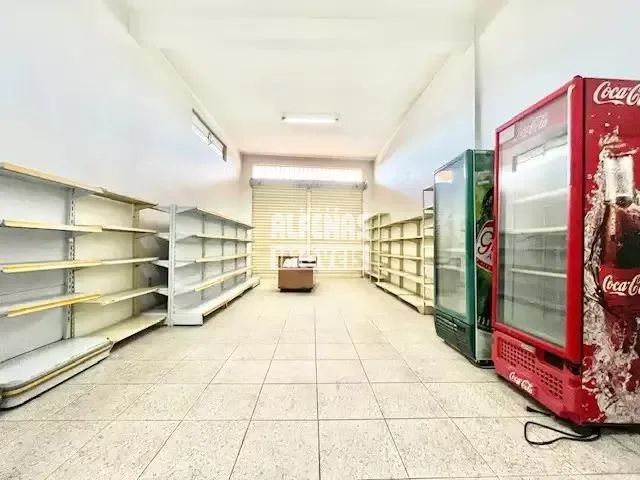 Loja Comercial - Vila Beneves, Contagem  Aproximadamente 65 m² - Foto 3