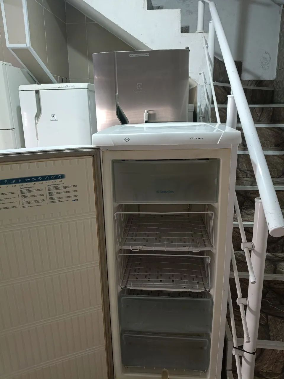 Freezer vertical frete grátis  - Foto 3