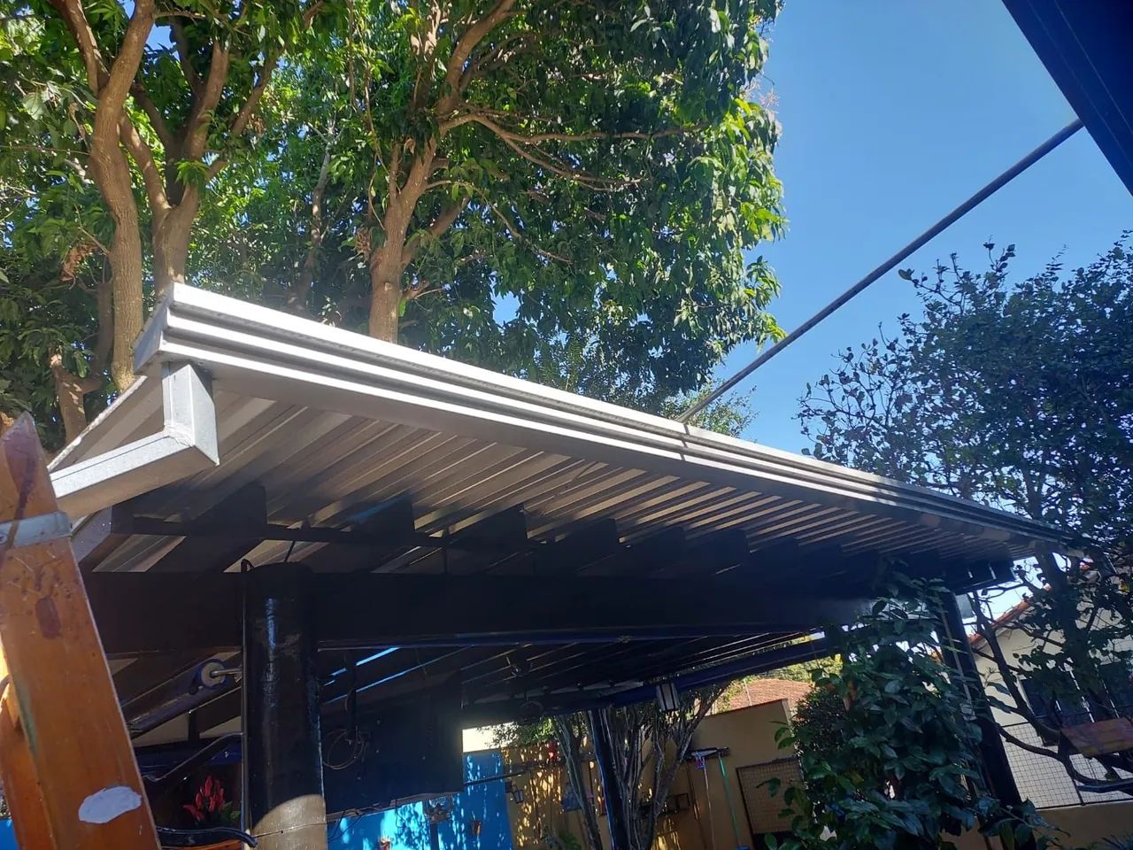Calhas  Rufos limpeza e manutenção  - Foto 2