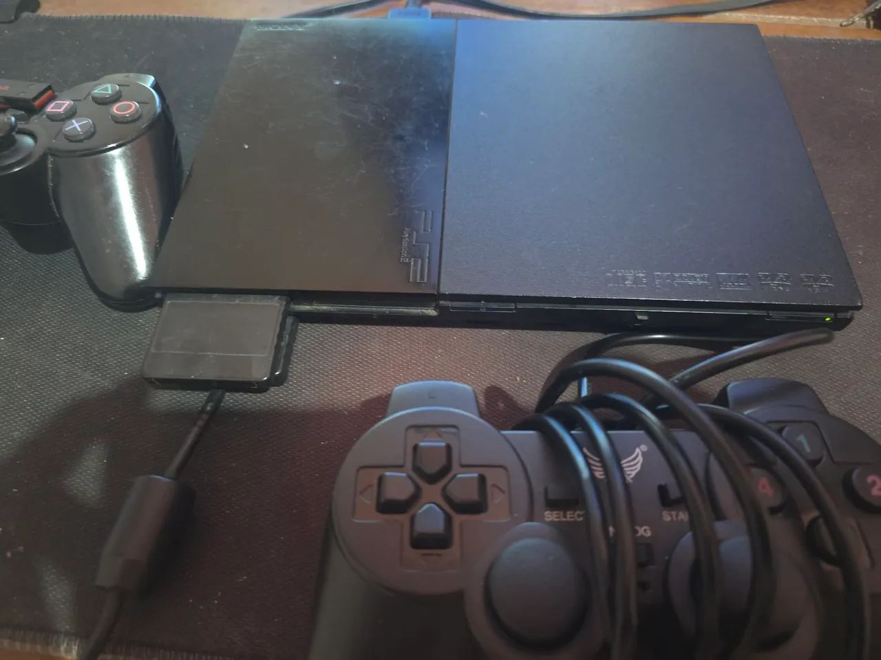 PlayStation 2 com dois controles  - Foto 2