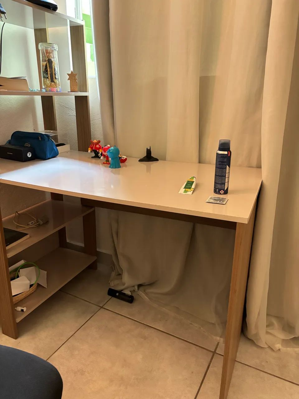 Mesa de escritório e cadeira NOVOS - Foto 2