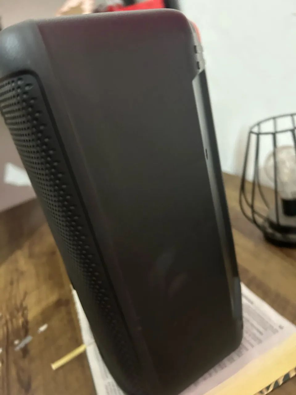 Caixa de som bluetooth com microfone  - Foto 4