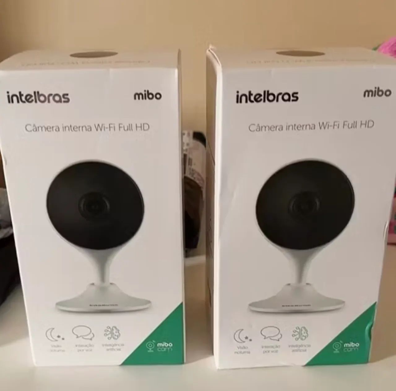 VENDO 2 CÂMERAS INTELBRAS