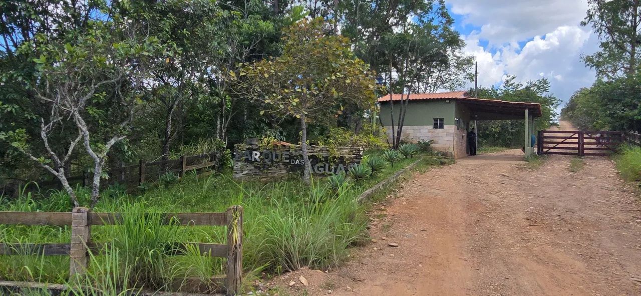 Chácara com Rio - Parque das Águas- GO 