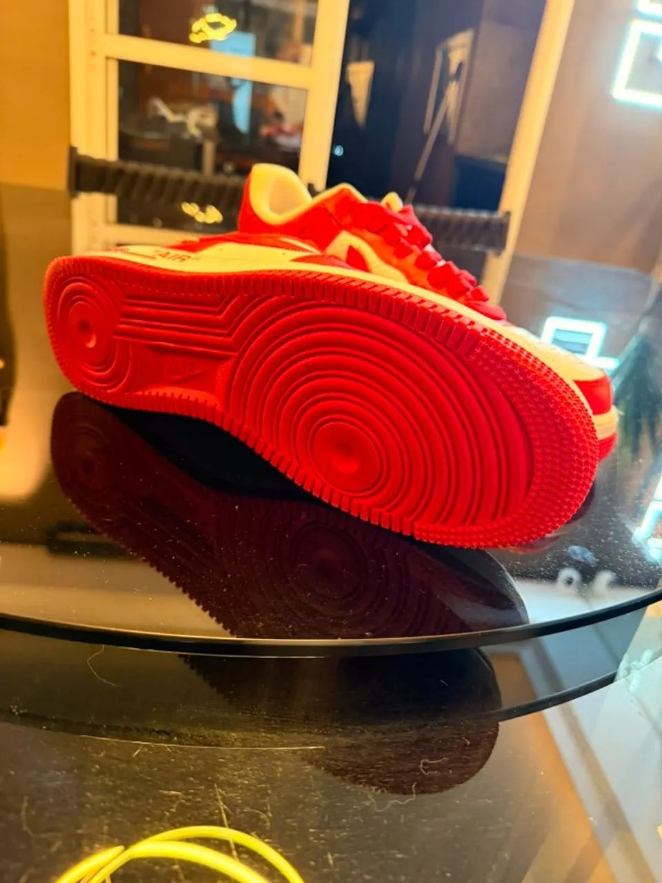 Tênis Nike Air Vermelho e Branco Louis Vuitton - Foto 3