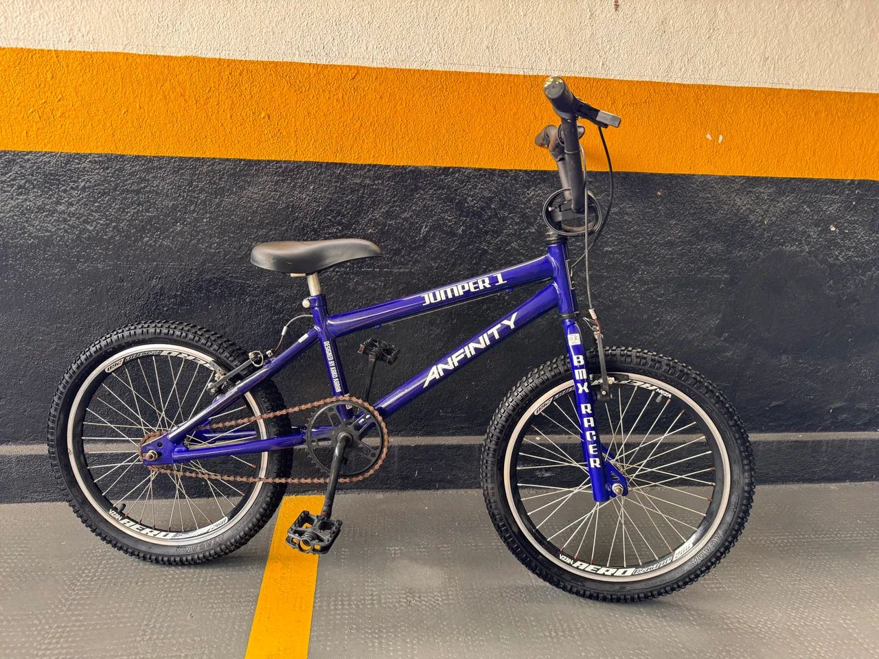 Bicicleta BMX aro 20 JUMPER 1