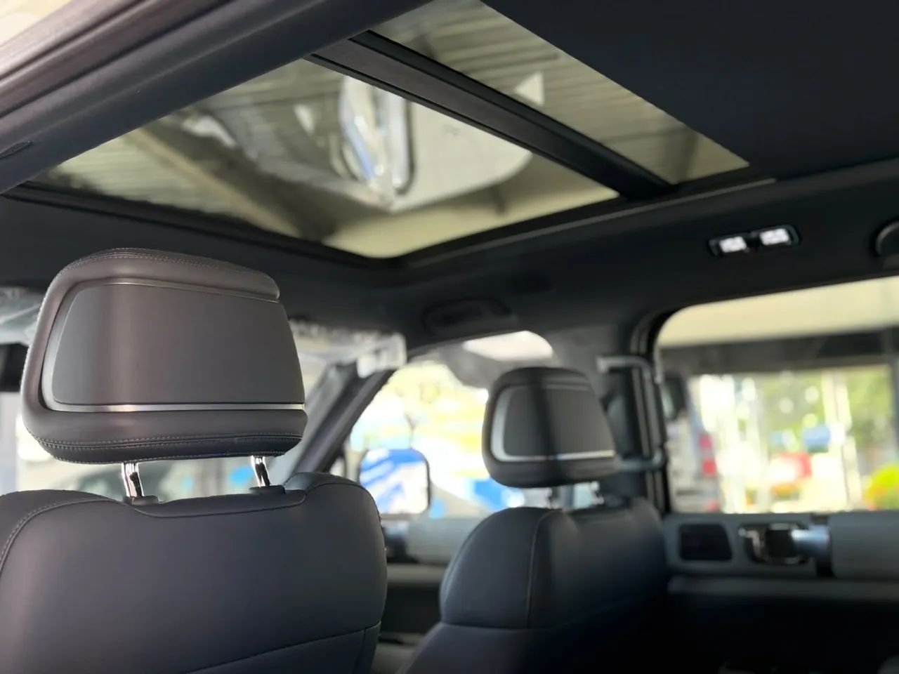 Denza B5 GL 4WD, foto 7 de 20