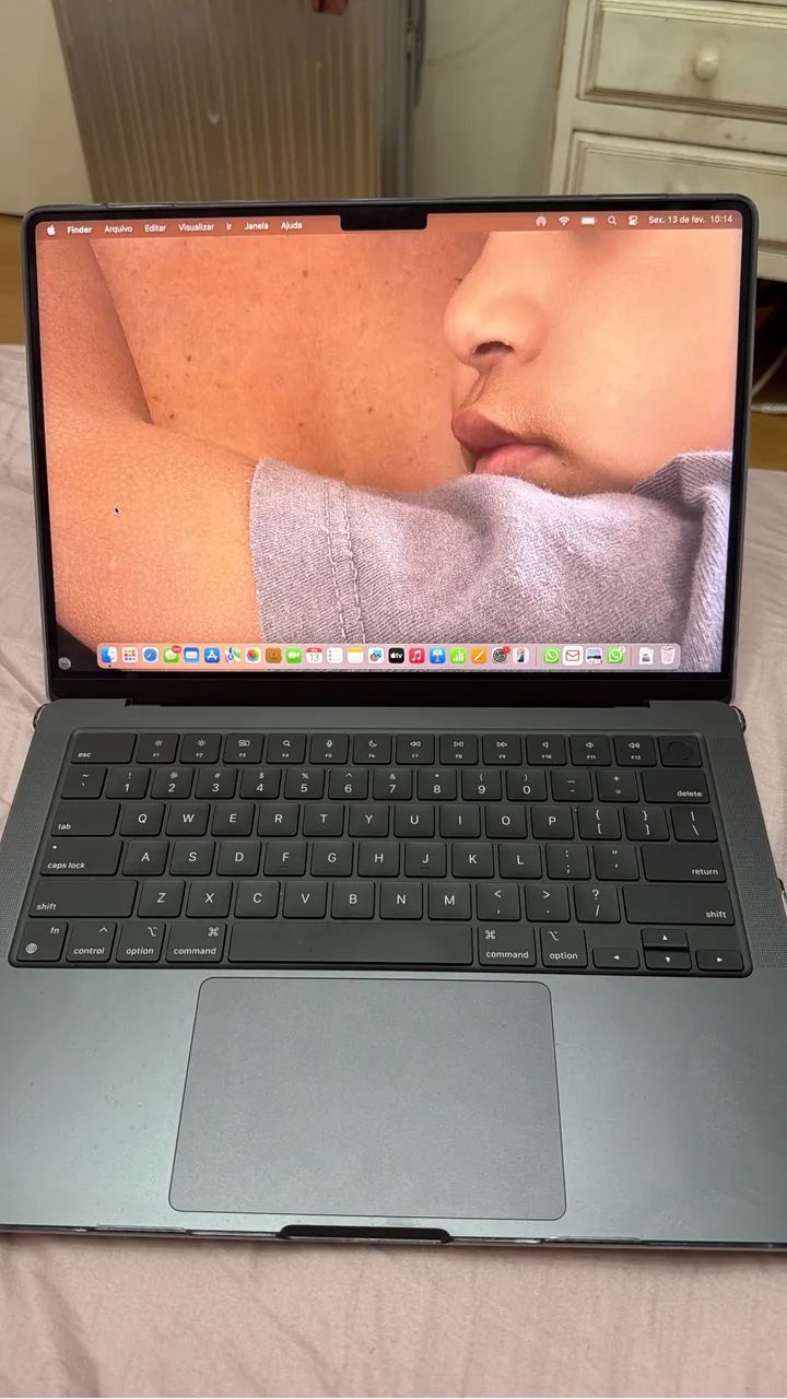 MacBook Pro M4 - Foto 4