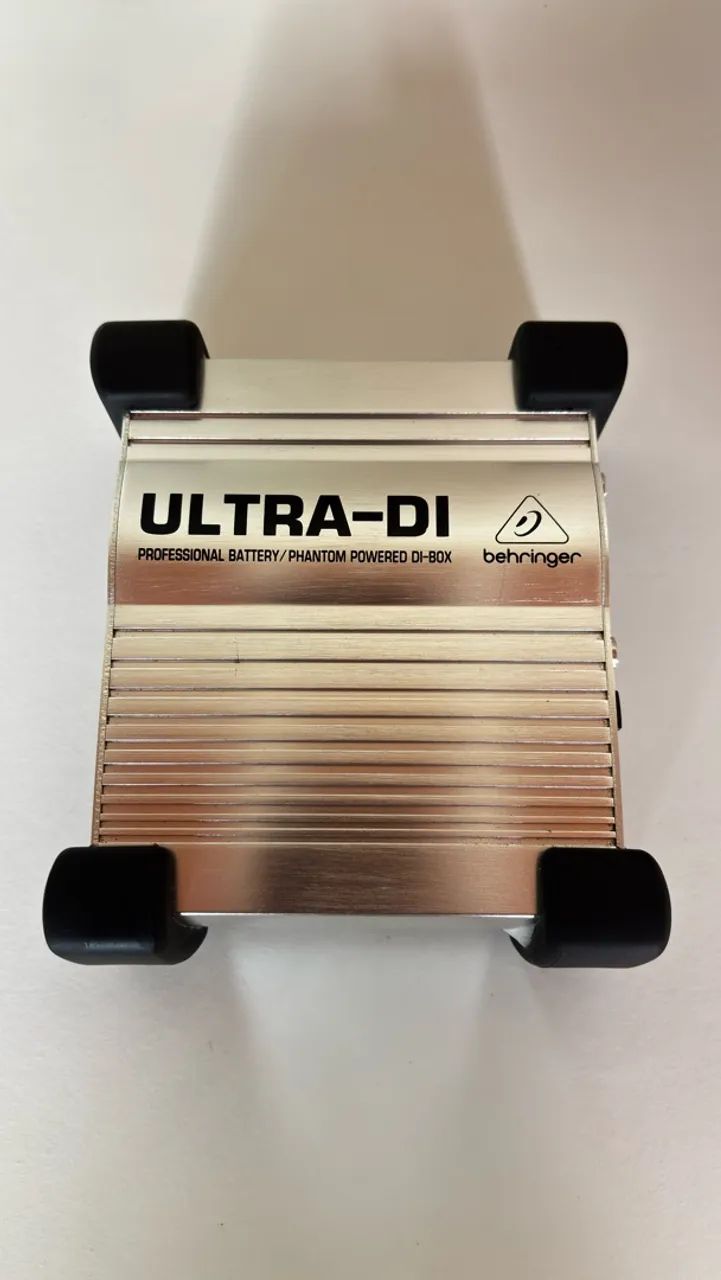 Ultra DI Behringer  - Foto 3