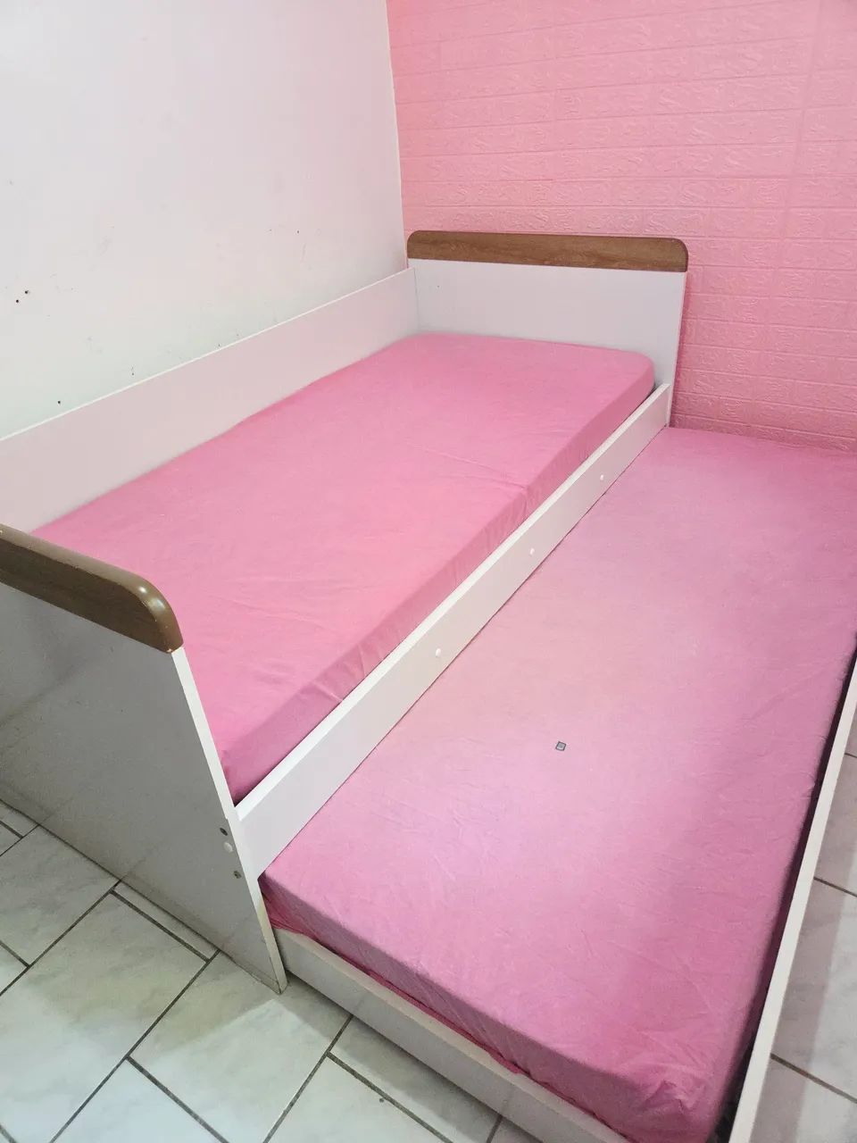 Bicama solteiro + 2 colchões  - Foto 2