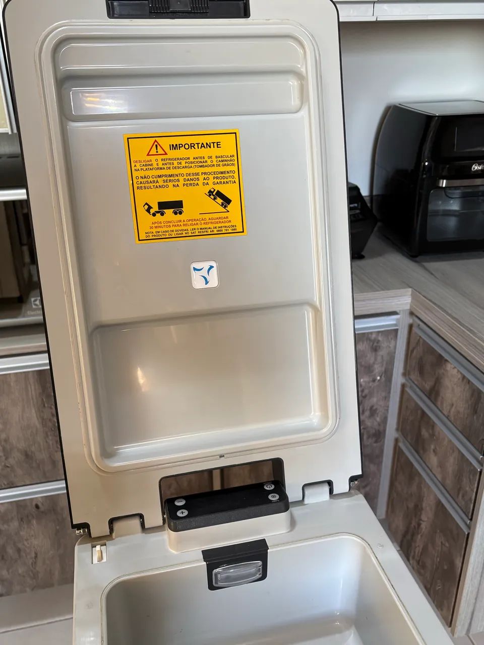 Geladeira Resfriar Automotiva 31 litros - Quadrivolt - Foto 5