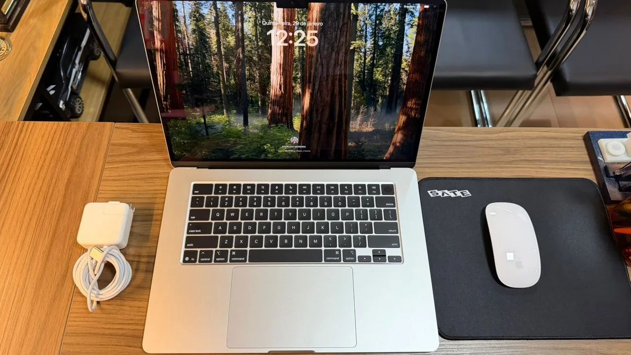 MacBook Air M4 - 15,3" - Foto 2