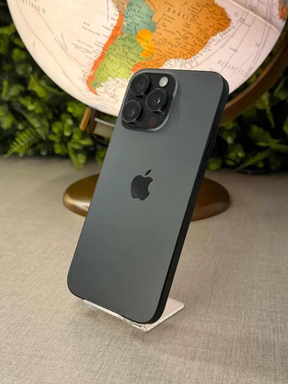 iPhone 16 Pro Max 256GB - Repasse - Leia a Descrição - Até 18x