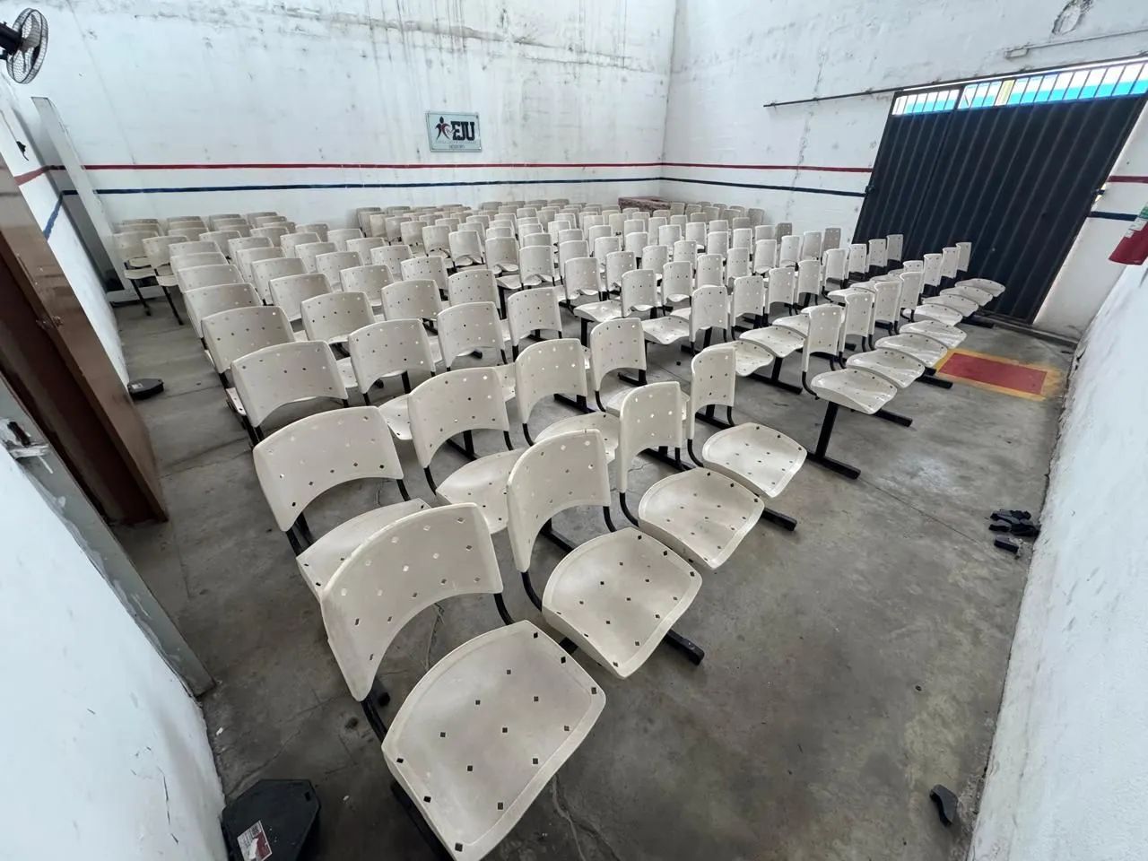 Cadeiras para recepção, eventos, auditório.  - Foto 2
