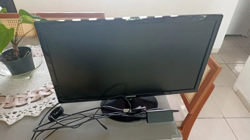 Monitor Samsung 24polegadas - Foto 2