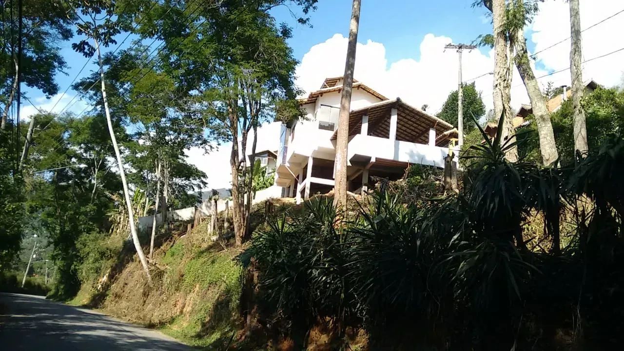 VENDA - Casa duplex com 2 suites em Itaipava