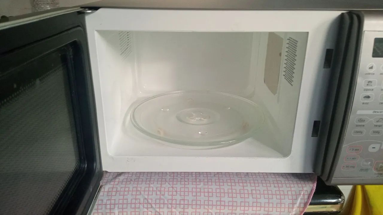 Microondas Brastemp  - Foto 2
