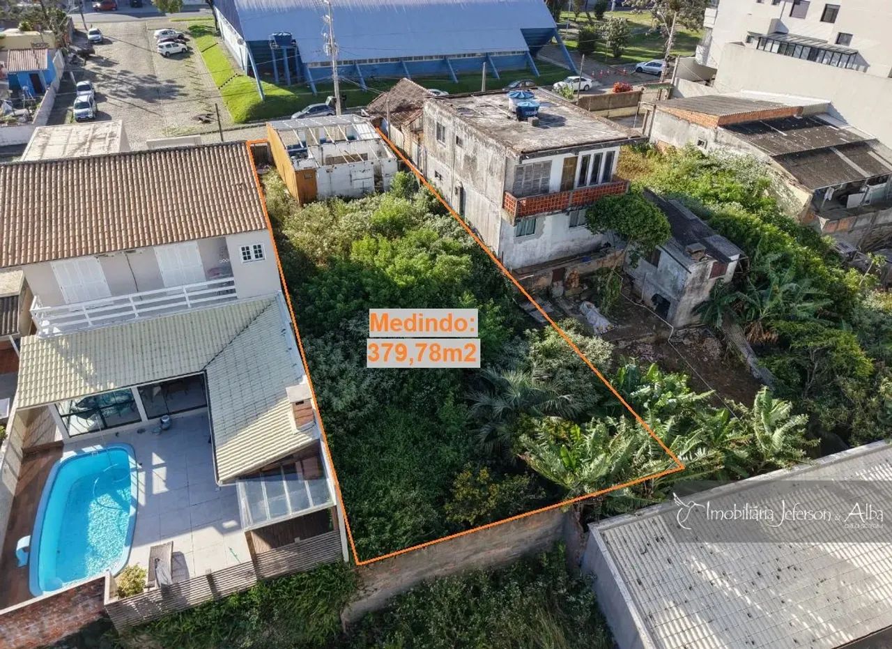 Terreno para venda próximo a Praia da Vila no Centro de Imbituba - Foto 3