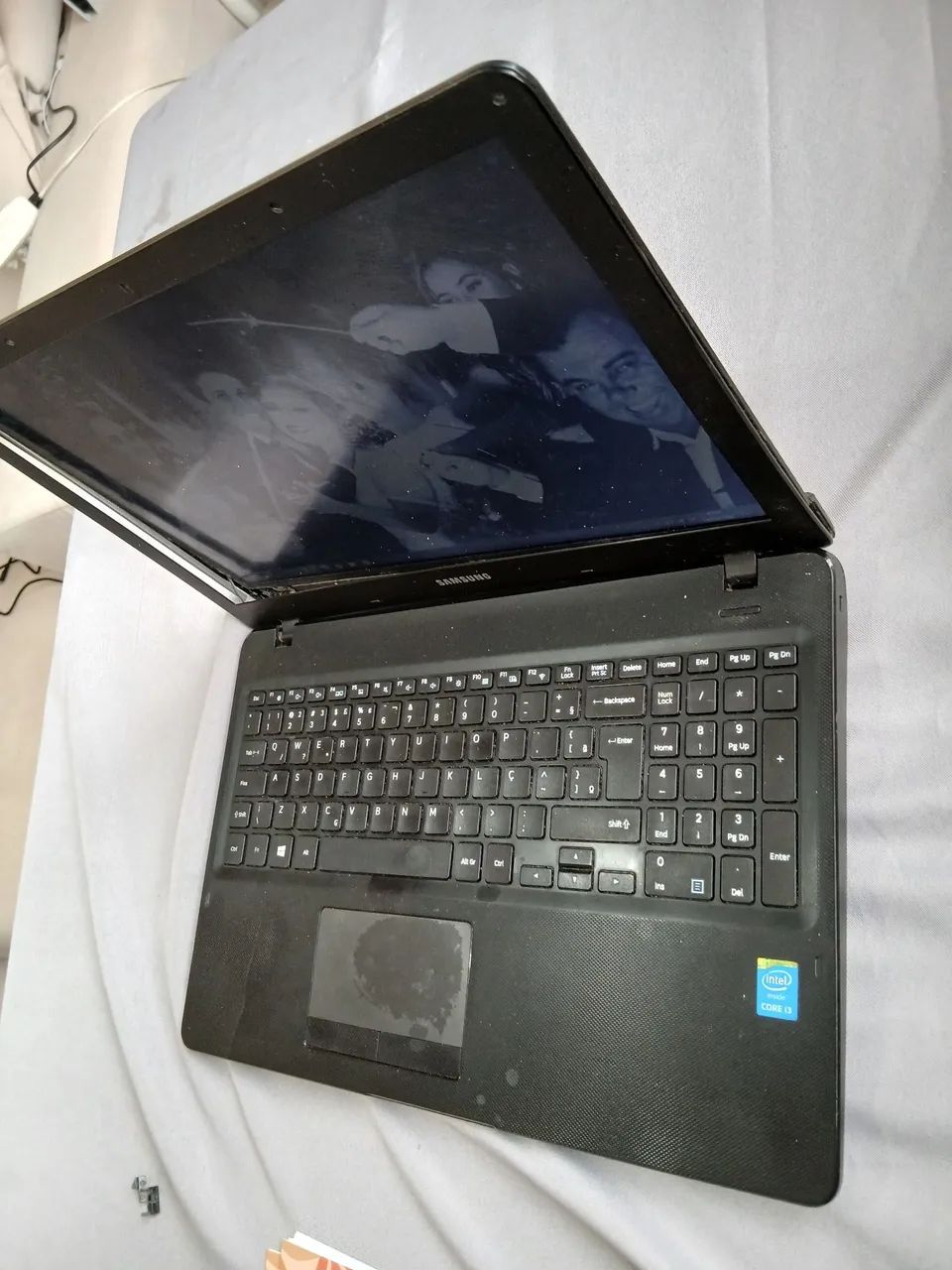 Notebook Samsung NP300E5K - Intel Core i3 - SSD - Foto 5